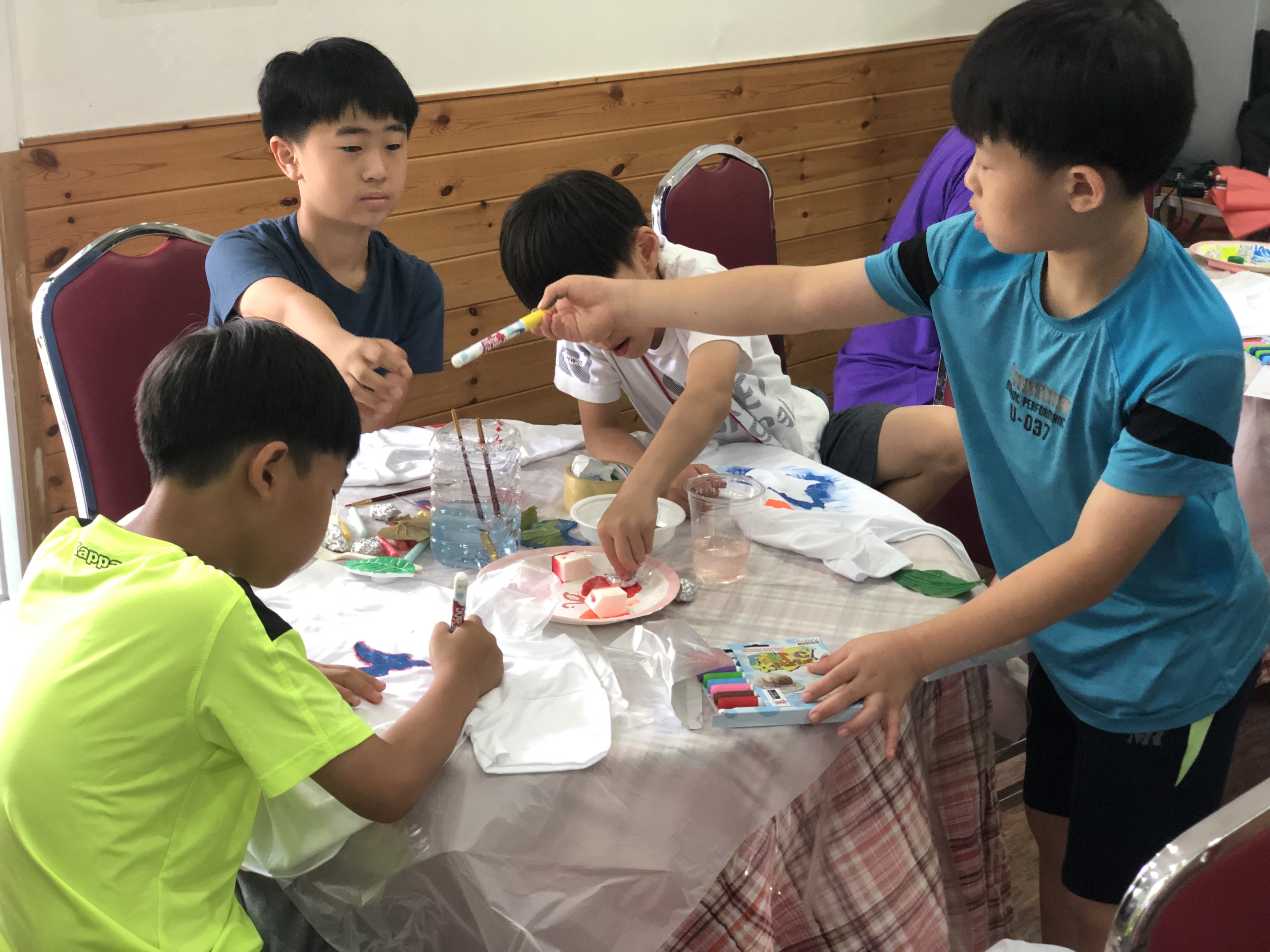 fdf7014d183d43e016fa9621ca33bff4.jpg
