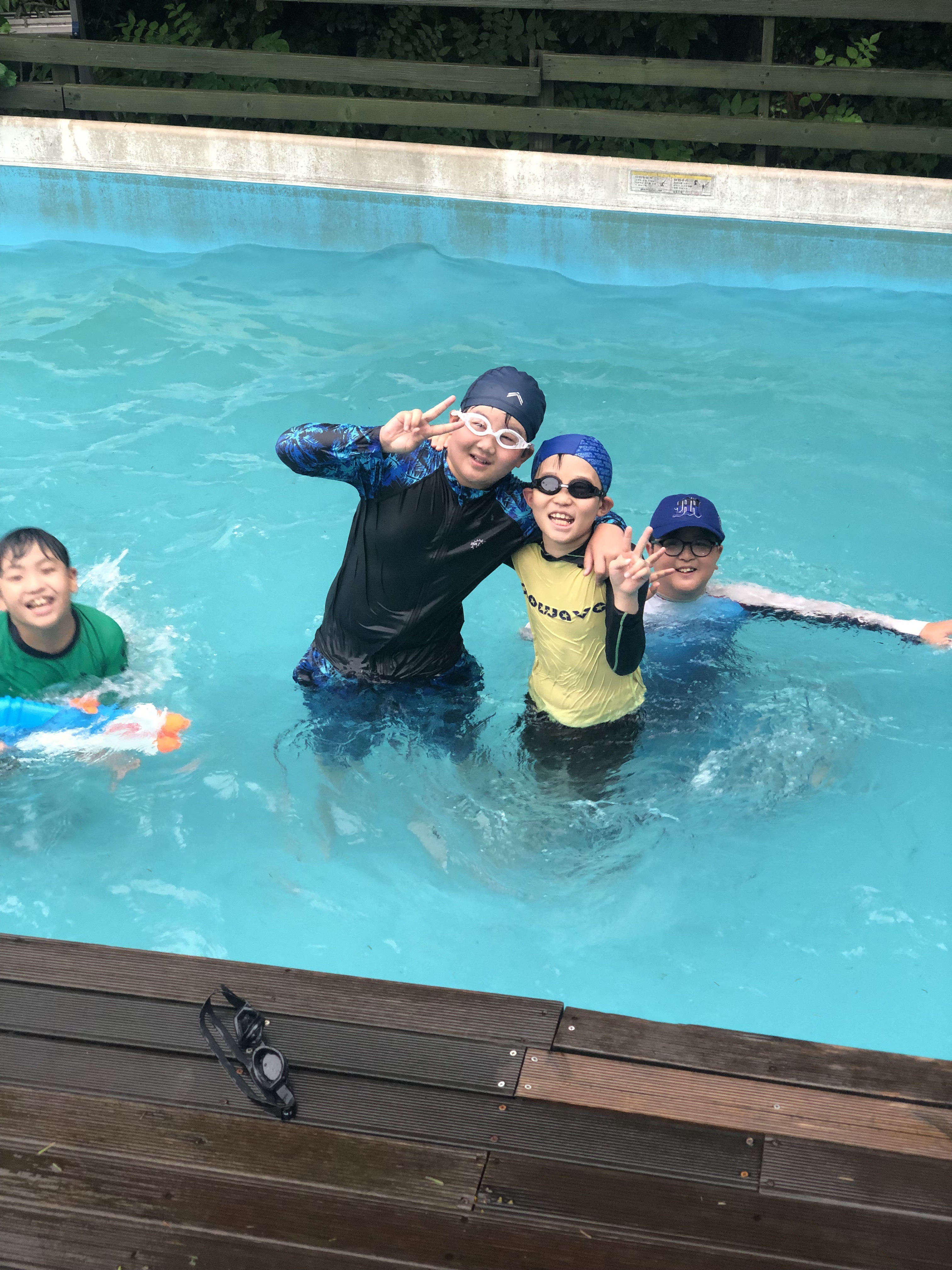 a8bbfc51766424cc59cdb6f516b69402.jpg